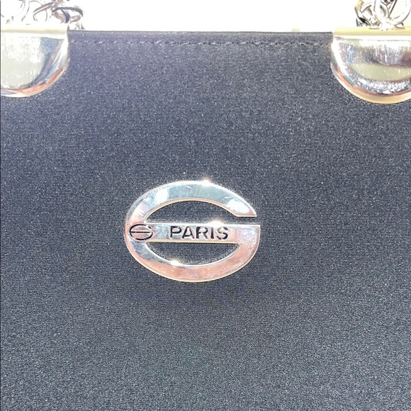 Chic Black Crossbody Bag - Picture 4 of 8